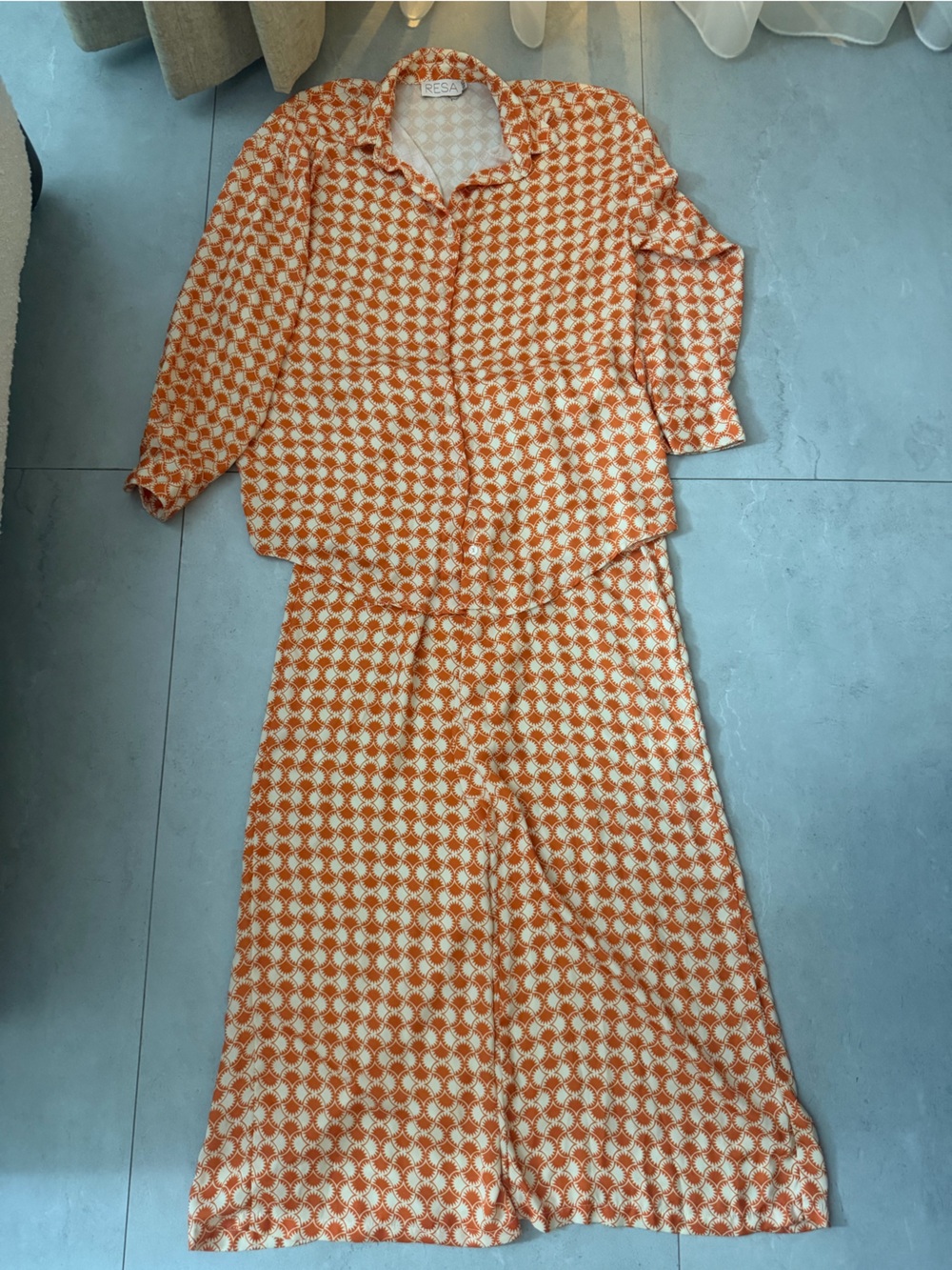 RESA Monica Solstice Satin Shirt + Wide Leg Pants 2-Piece Set XS/S - Picture 4 of 9